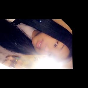 Meet your Posher, Alease